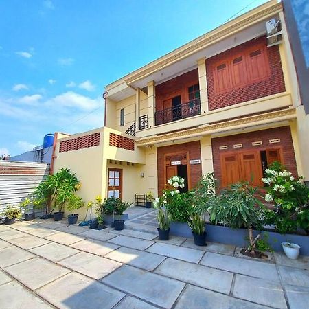 Вілла Sabi House Lesmana 2 By Simply Homy Джок'якарта Екстер'єр фото