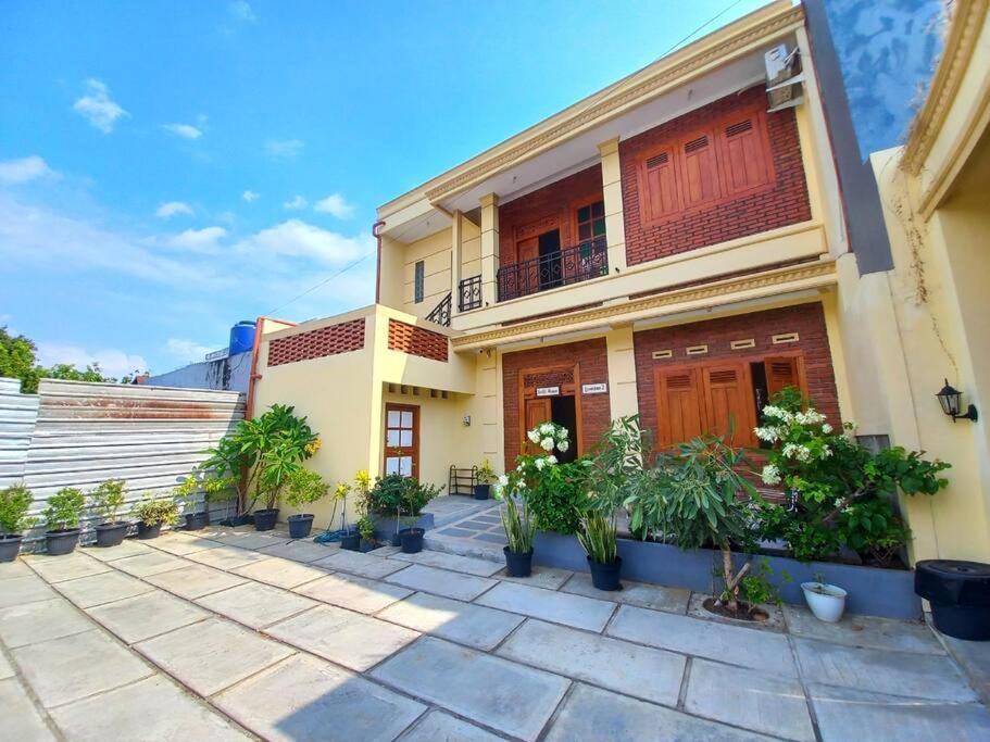 Вілла Sabi House Lesmana 2 By Simply Homy Джок'якарта Екстер'єр фото